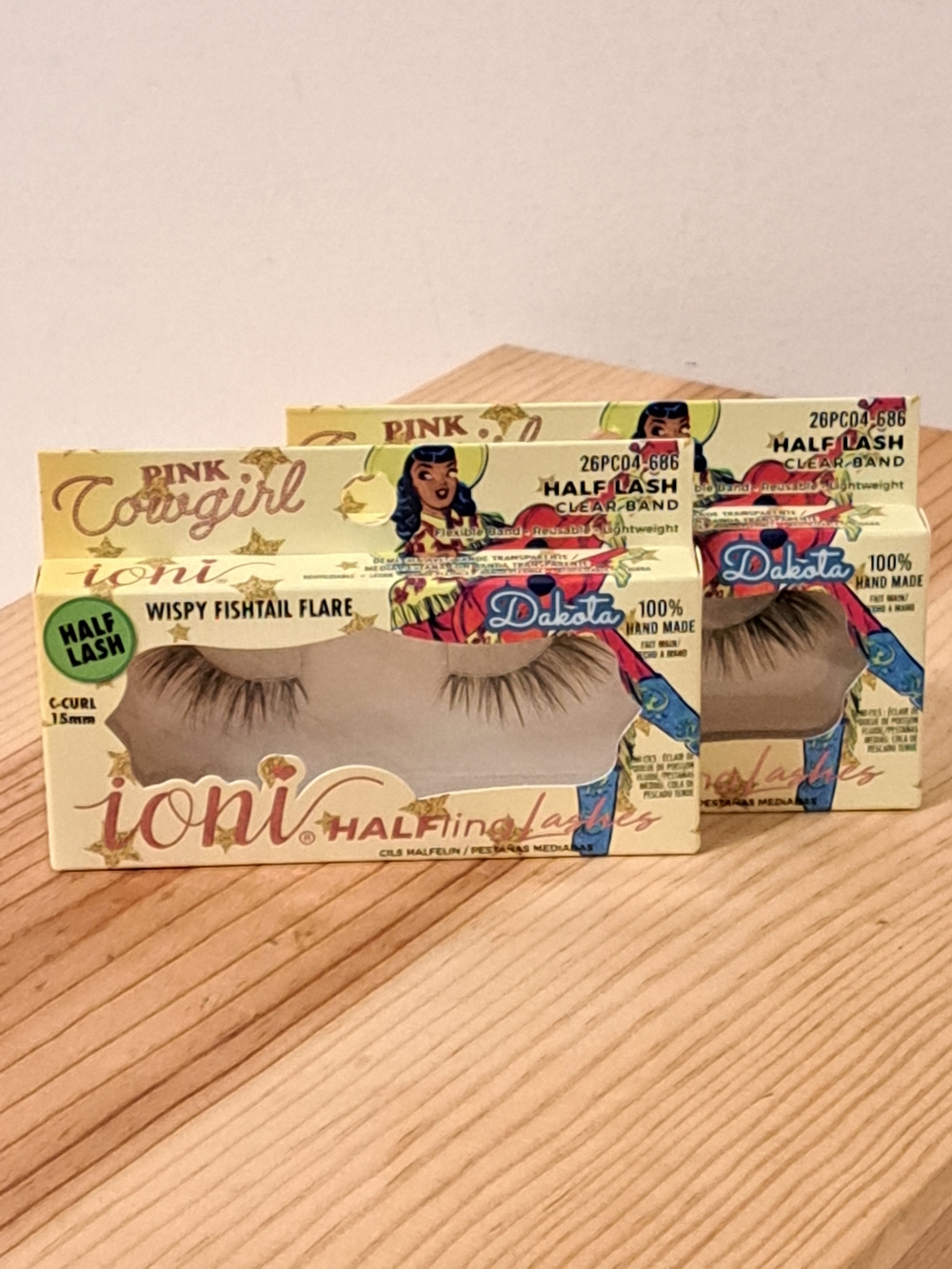 Dakota Wispy Fishtail Flare Half Lash C-Curl 15mm Pre-Glued Bundle Of 2 NIB